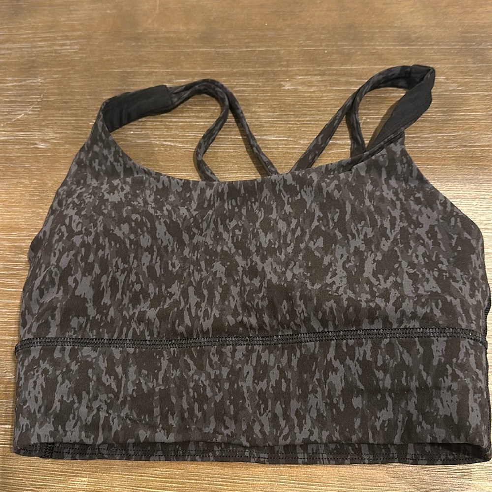 Lululemon sports bra
